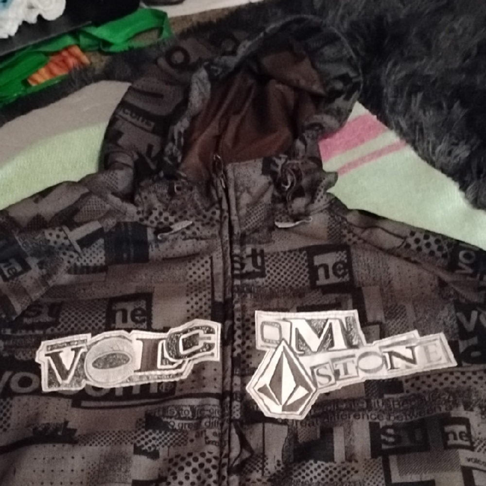 Volcom Stone Mens Vintage Graphic Snowboard Jacket - AOP Black Brown Streetwear